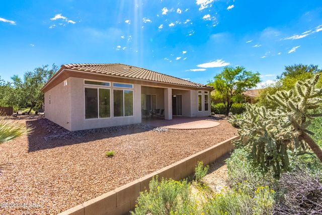 5058 W Desert Chicory Place, Marana, AZ 85658