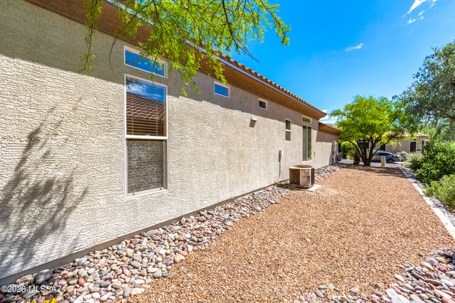 5058 W Desert Chicory Place, Marana, AZ 85658
