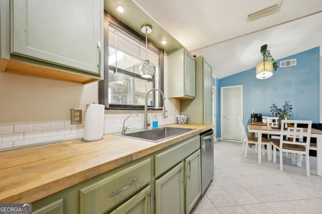 158 W Woodhaven Drive, Kingsland, GA 31548