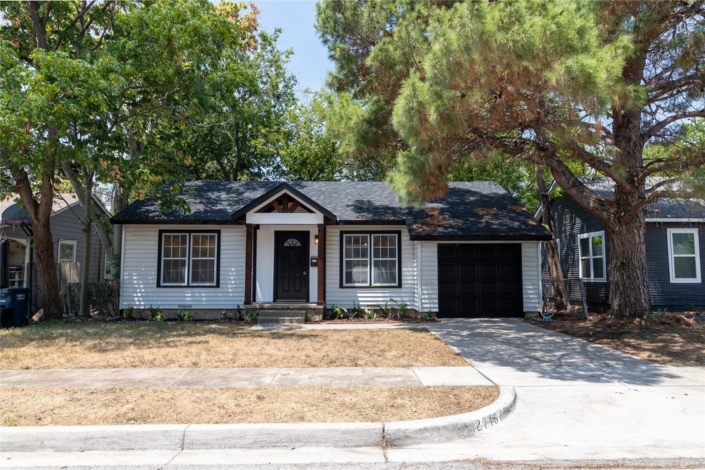2716 Frazier Avenue, Fort Worth, TX 76110 — exterior