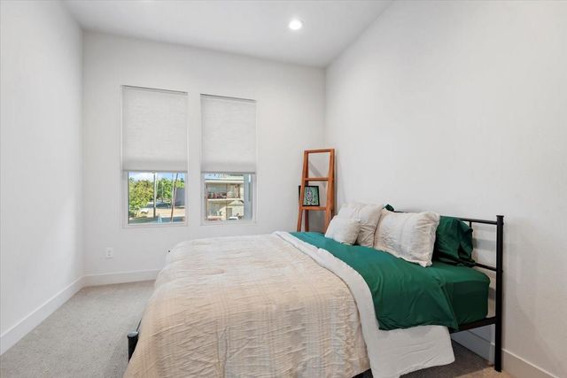 5203 Texas Street, Houston, TX 77011