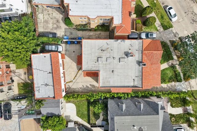 1015 S Mansfield Avenue, Los Angeles, CA 90019