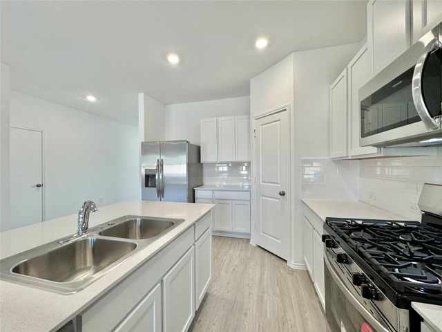 1316 Acorn Oak DR, Georgetown, TX 78628