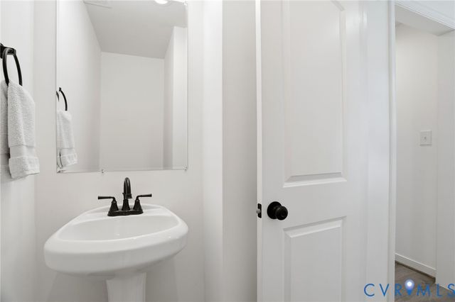 5605 Bloomingdale Ave, Henrico, VA 23228