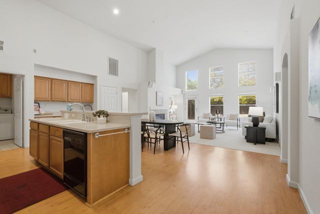 2116 Sunsprite Drive, Union City, CA 94587