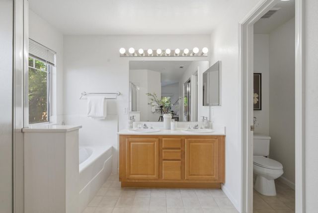 2116 Sunsprite Drive, Union City, CA 94587