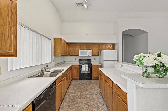 17421 N 85TH Avenue, Peoria, AZ 85382
