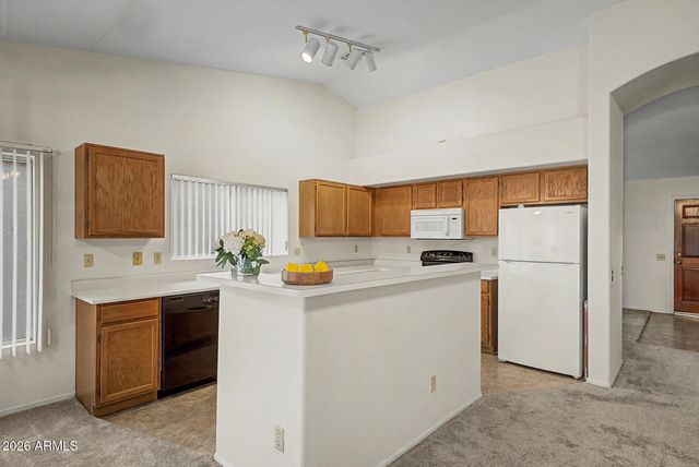 17421 N 85TH Avenue, Peoria, AZ 85382
