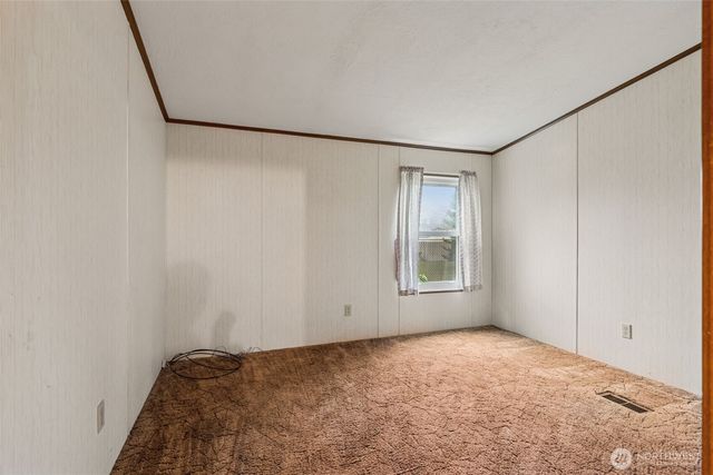 1612 W Young Street, Elma, WA 98541