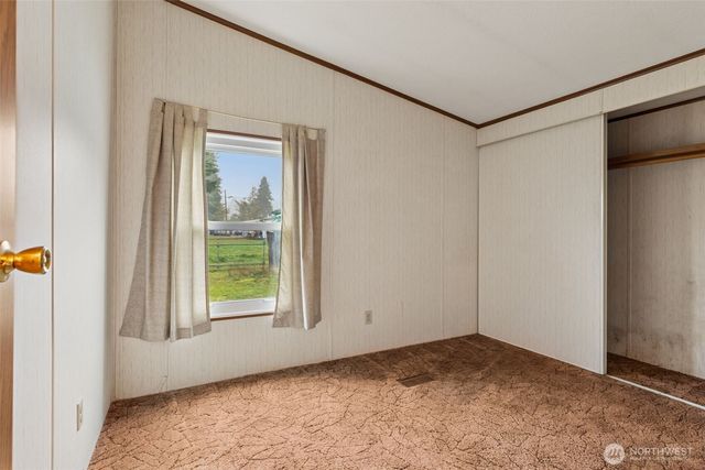 1612 W Young Street, Elma, WA 98541