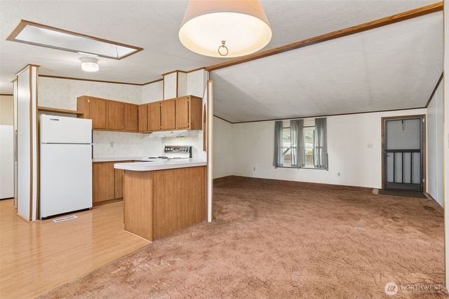 1612 W Young Street, Elma, WA 98541