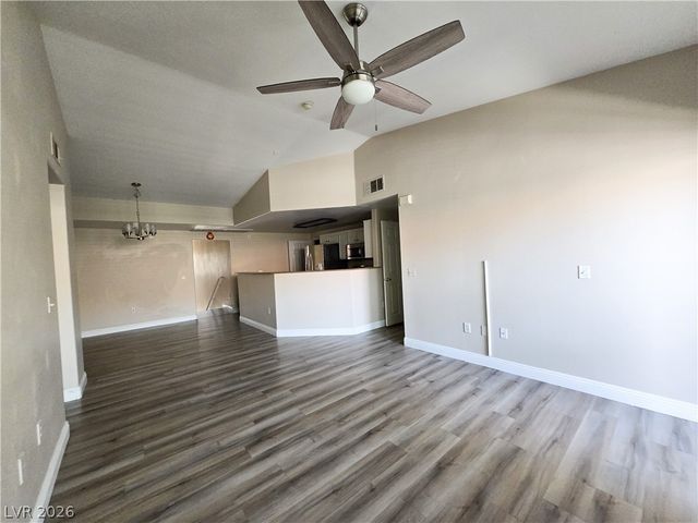 10001 Peace Way 2198, Las Vegas, NV 89147