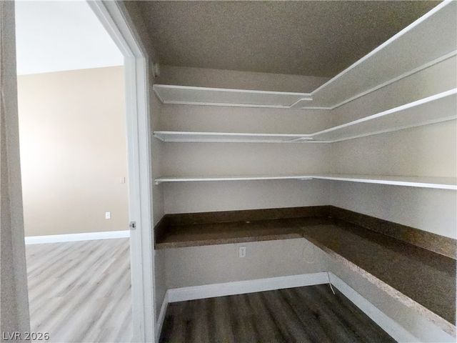 10001 Peace Way 2198, Las Vegas, NV 89147