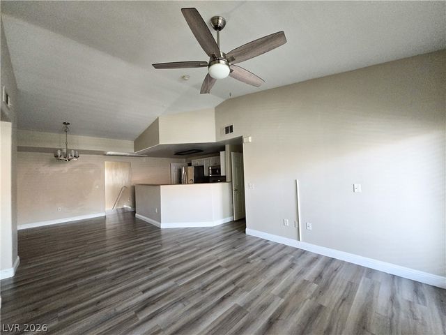 10001 Peace Way 2198, Las Vegas, NV 89147