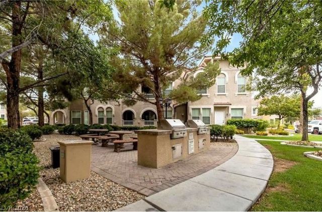 10001 Peace Way 2198, Las Vegas, NV 89147