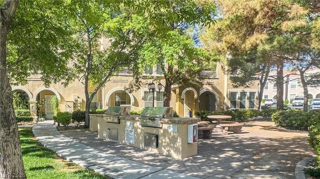 10001 Peace Way 2198, Las Vegas, NV 89147