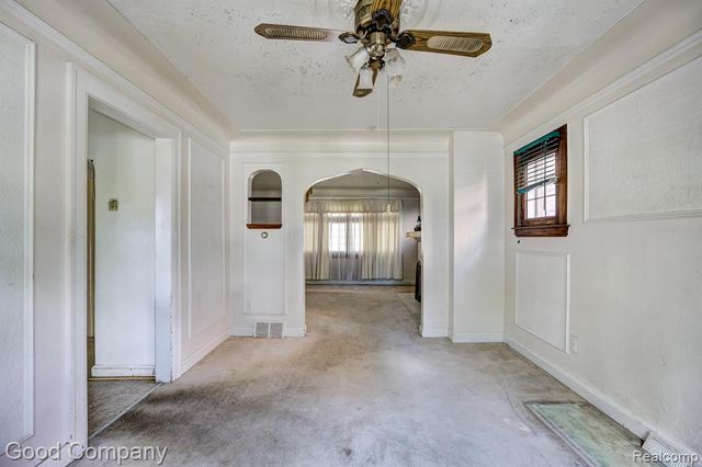 16204 Roselawn Street, Detroit, MI 48221