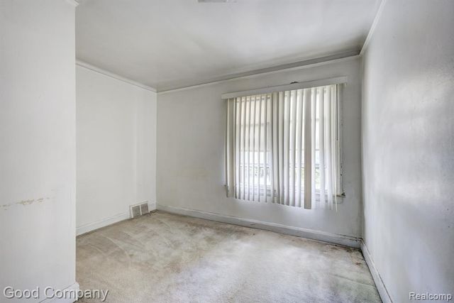 16204 Roselawn Street, Detroit, MI 48221