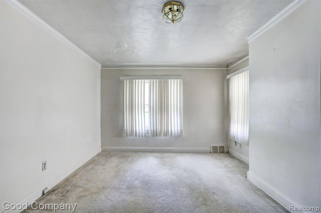 16204 Roselawn Street, Detroit, MI 48221