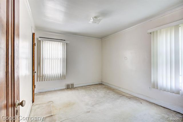 16204 Roselawn Street, Detroit, MI 48221