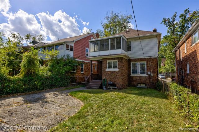 16204 Roselawn Street, Detroit, MI 48221