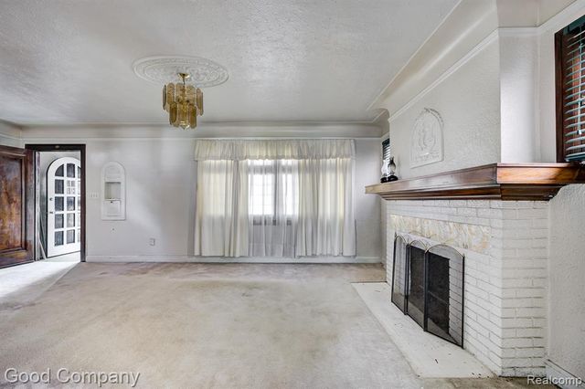 16204 Roselawn Street, Detroit, MI 48221