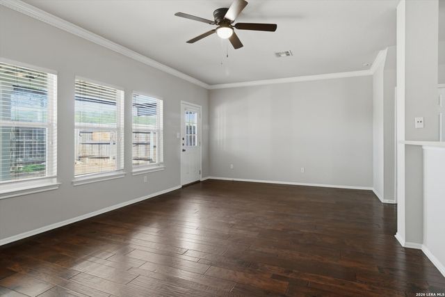 21827 Goldcrest Run, San Antonio, TX 78260