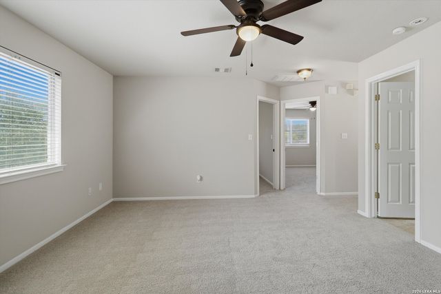 21827 Goldcrest Run, San Antonio, TX 78260