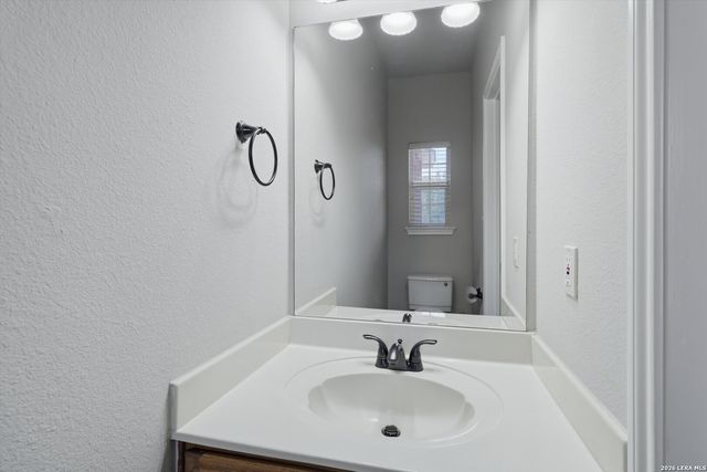 21827 Goldcrest Run, San Antonio, TX 78260