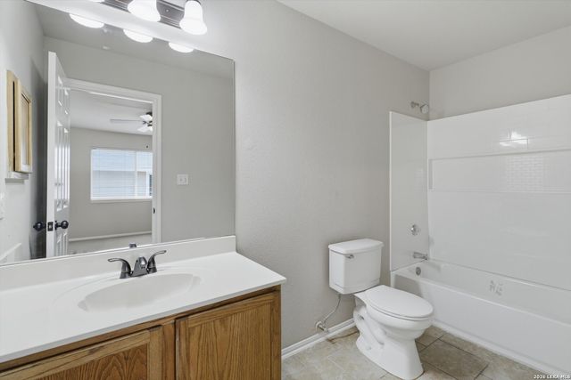 21827 Goldcrest Run, San Antonio, TX 78260