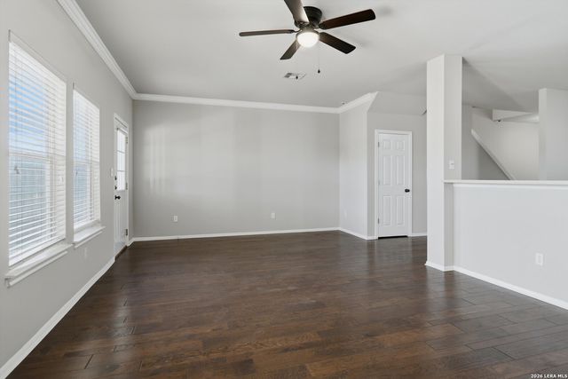 21827 Goldcrest Run, San Antonio, TX 78260