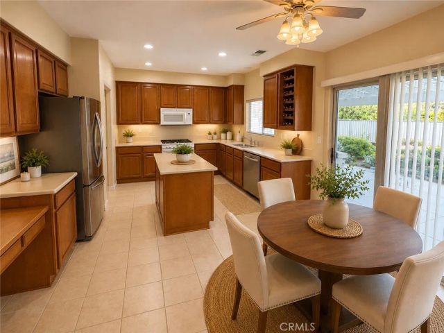 39963 Via Espana, Murrieta, CA 92562