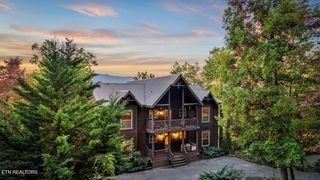 1960 Blackthorn Tr, Sevierville, TN 37876