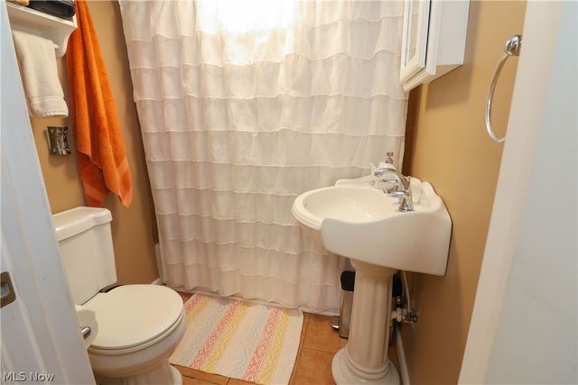 204 House Court, Fairport Harbor, OH 44077