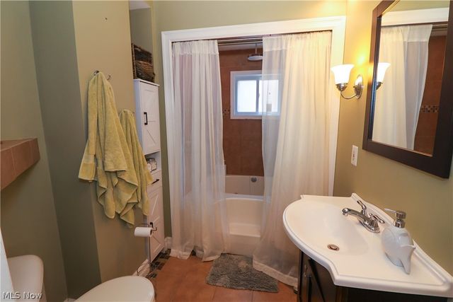 204 House Court, Fairport Harbor, OH 44077