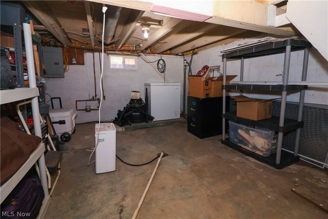 204 House Court, Fairport Harbor, OH 44077