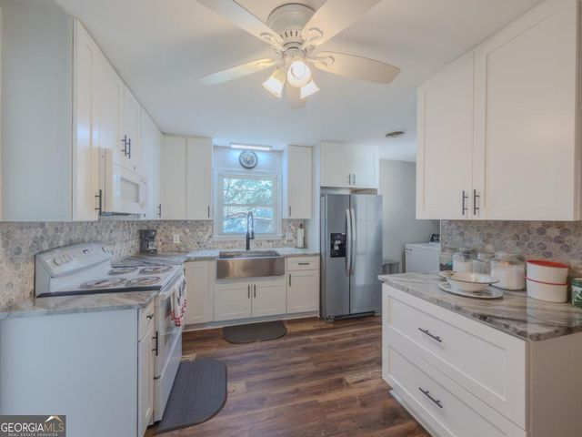 324 E Broad Street, Winder, GA 30680