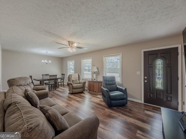 324 E Broad Street, Winder, GA 30680