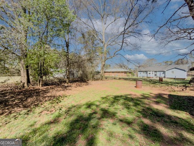 324 E Broad Street, Winder, GA 30680