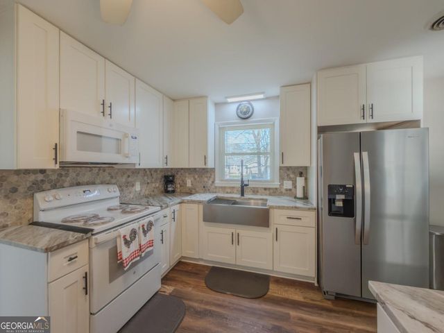 324 E Broad Street, Winder, GA 30680