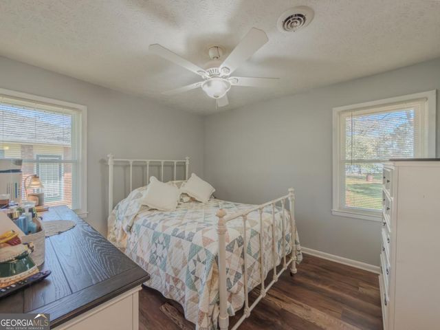 324 E Broad Street, Winder, GA 30680