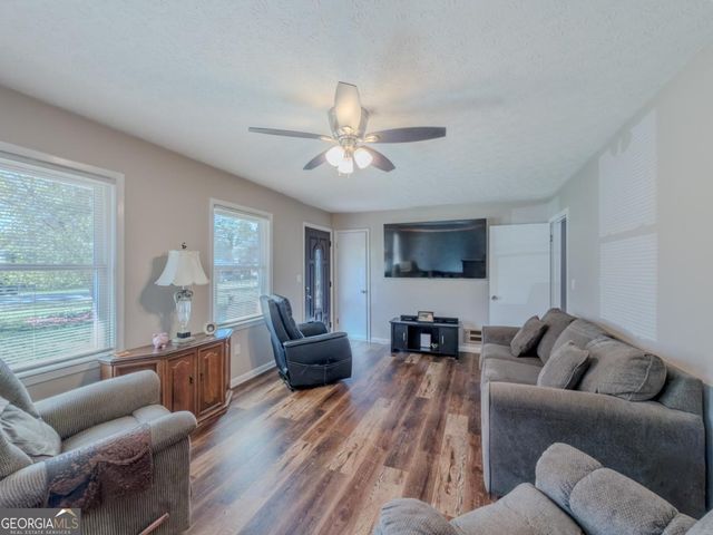 324 E Broad Street, Winder, GA 30680