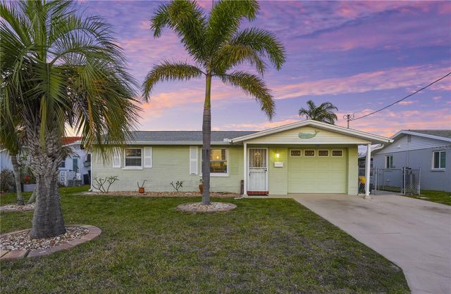 12532 5TH ISLE, Hudson, FL 34667