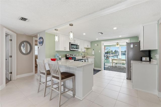 12532 5TH ISLE, Hudson, FL 34667