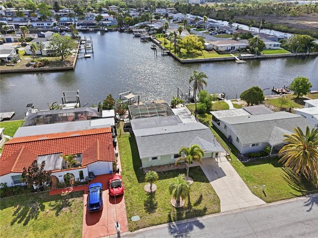 12532 5TH ISLE, Hudson, FL 34667