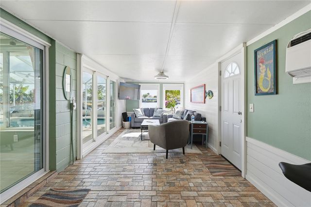 12532 5TH ISLE, Hudson, FL 34667