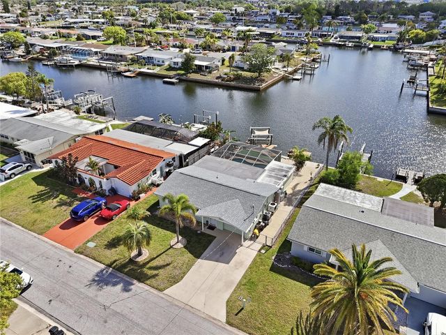 12532 5TH ISLE, Hudson, FL 34667