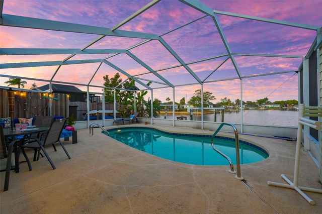 12532 5TH ISLE, Hudson, FL 34667