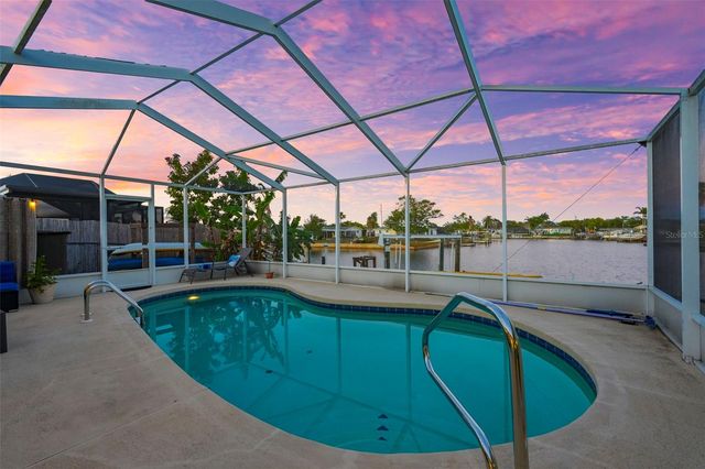 12532 5TH ISLE, Hudson, FL 34667