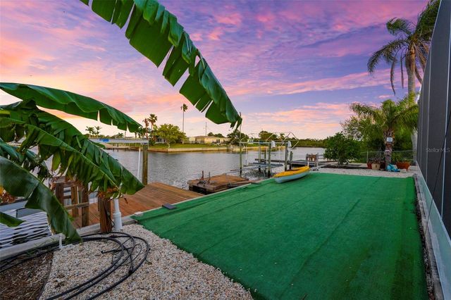 12532 5TH ISLE, Hudson, FL 34667